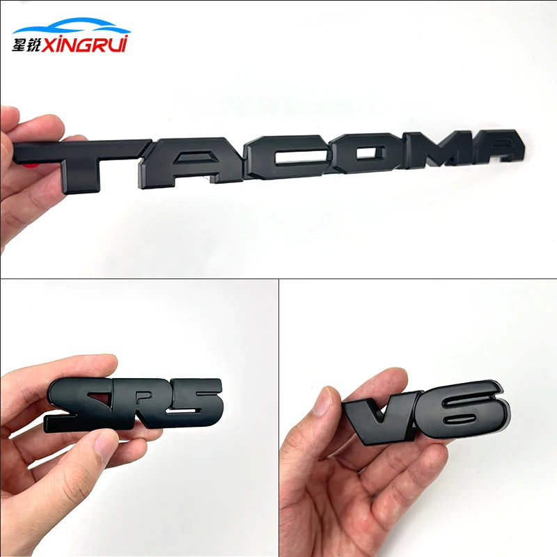 Kit de Emblemas Tacoma V6 SR5 4x4 – Negro Mate | Dale un Look Agresivo a tu Pickup (3 Piezas)